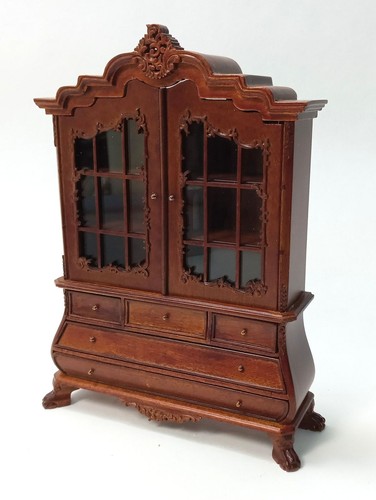 Miniatur schrank aus holz - schrank,