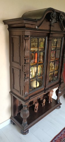 Schöner antiker schrank - schöner,
